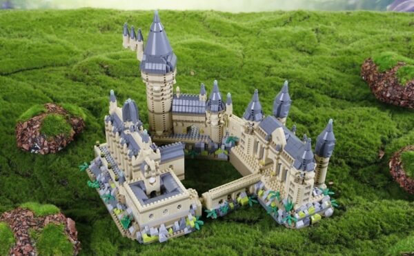 Building Blocks 3000+PCS Micro Mini Blocks Magic Castle Building Blocks Toys,Creative Ideals Hog Tower Building Sets, Best Choice for 14+ Boys, Girls or Adults