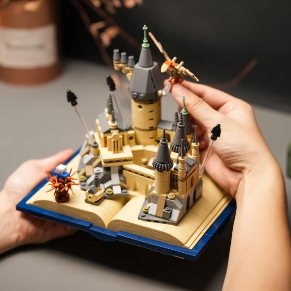 Building Blocks Castle Book Building Set Compatible with Lego for Adults,Medieval Modular House Building Kit for Boys and Girls Christmas,Halloween,Birthday Gifts 727 pcs