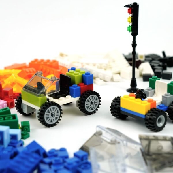 Building Blocks Wheels and Axles Sets with Steering Wheels& &Windshield&Traffic Light, Over 400pcs Classic Bricks Pieces and Car Parts Kits, Basic Bulk Building Blocks Vehicles with Tires