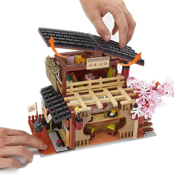 Building Blocks Toy Building Block, Japanese Sushi Shop Model Kit, Compatible Regular Size Brick, Creative Construction, Shop House City View, Birthday Gift for Adult Children Kids Boys Girls 8+ 763 PCS