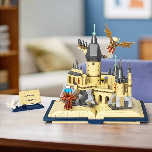 Building Blocks Magic Castle Book Building Set, Creative Castle Architecture Building Blocks Toy, Wizarding World Collectible Display Model for Adults, Gift for Boys Girls Kids Aged 8-14 - 749 Pieces